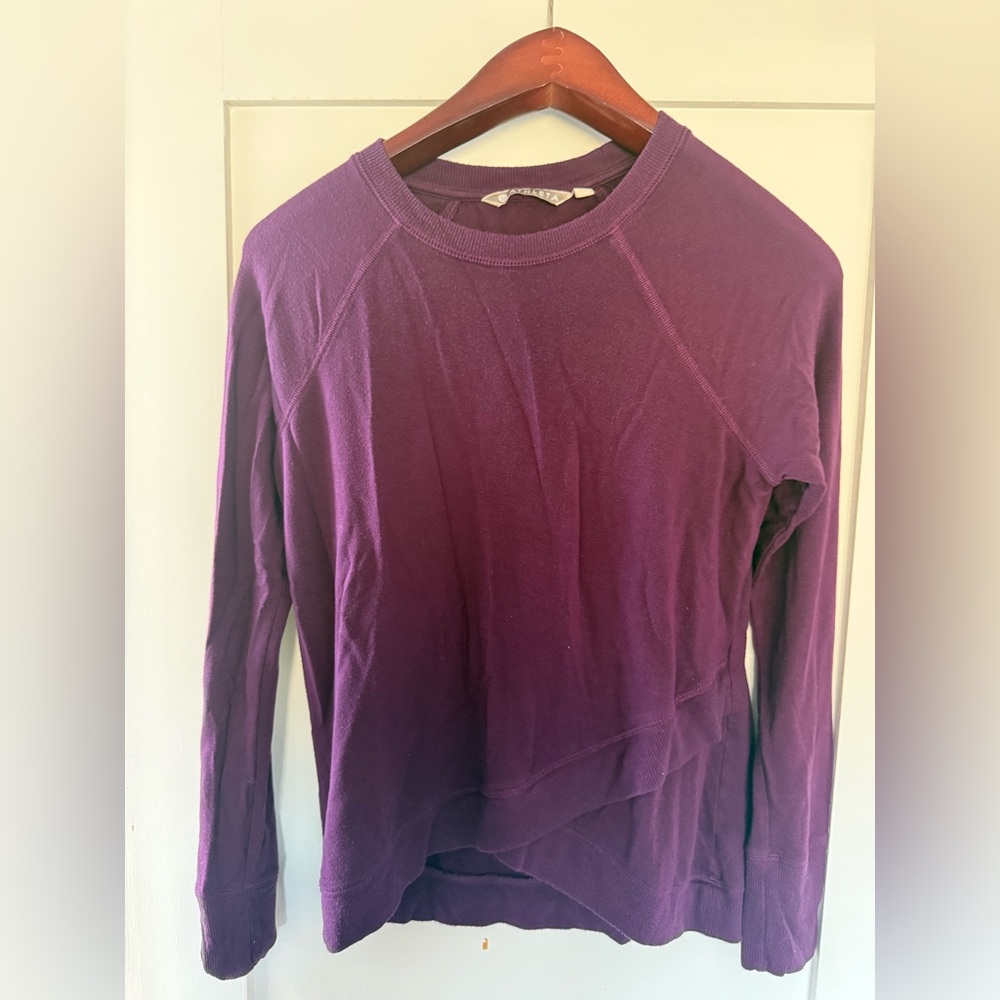 Athleta top